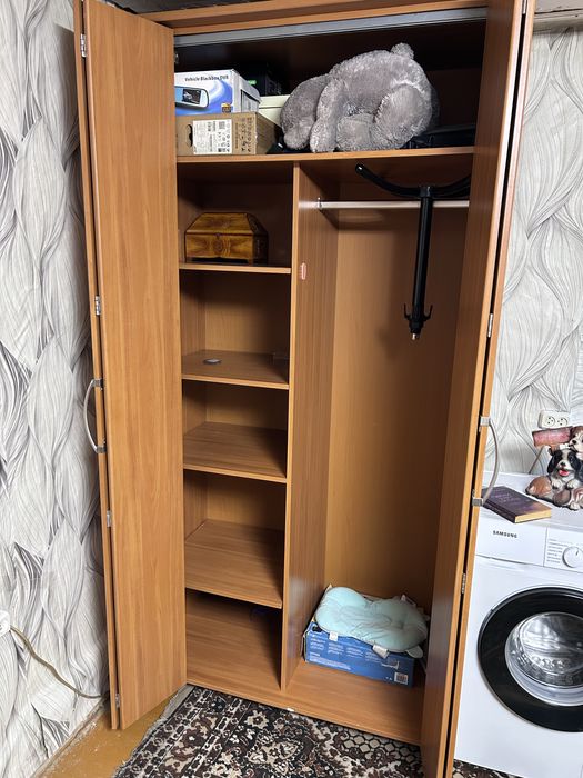 Продам шкаф