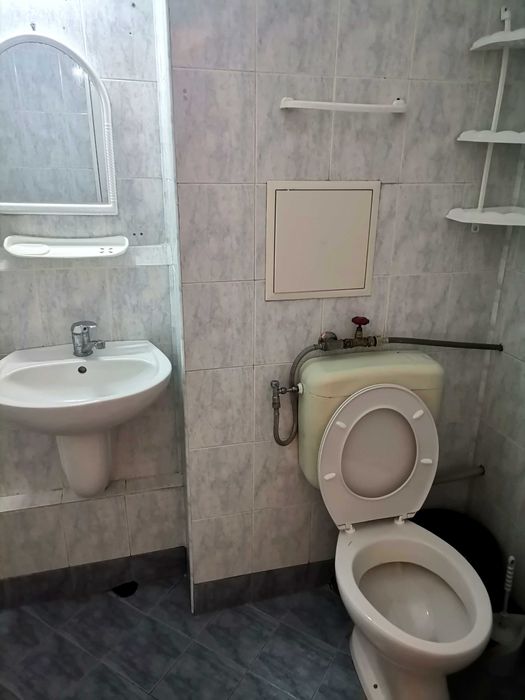 Дава се под наем Двустаен апартамент в Бургас, Славейков - 58 кв.м за 357 € - Снимка #6