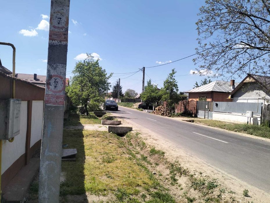 Vanzare teren si casa