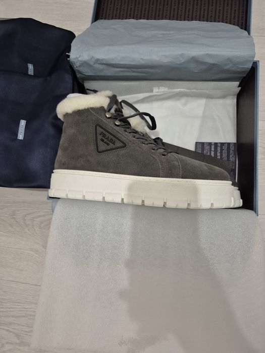 Продам бредовы натуральные ботинки