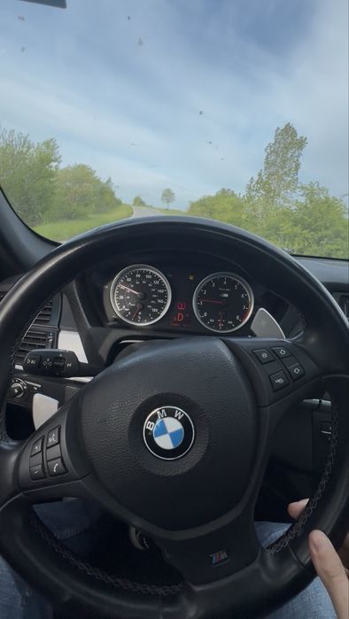 BMW X6 M / 555 CP / GARANTIE  12 LUNI   / NU 3 0  3 5  4 0 / RAR / Fara nicio DAUNA in istoric /  ISTORIC DE NOUA / SUNET DEMENTIAL / Credit  / Video
