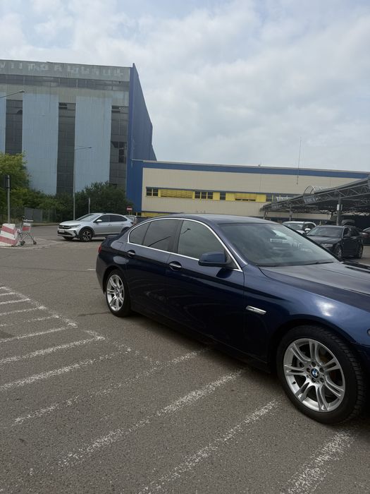 BMW 5 Series 2011 — imagine 3