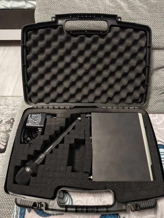 Microfon wireless Senheiser ew-d 835( shure beta58 sm 58)