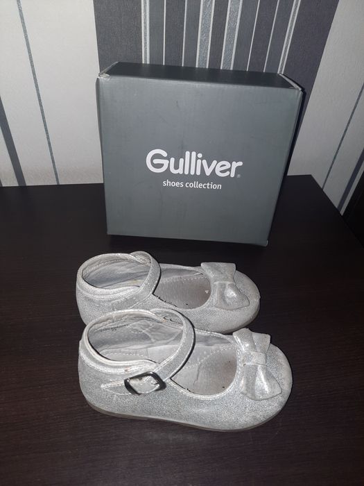 Продам туфли на девочку