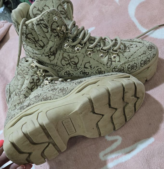 Guess оригинални дамски боти 37 номер