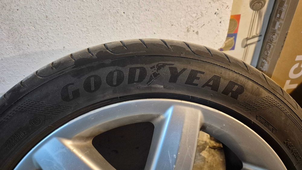 Goodyear eagle F1 asymetric 5 - 245 45 17 ,  DOT2021