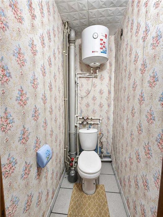 Продам 1 комн ул.план. на 9 мкр.