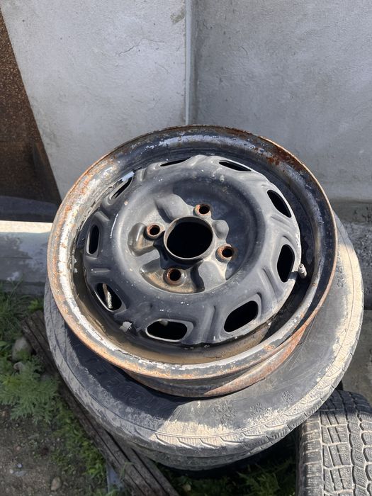 Диски 14 ниссан штампованые