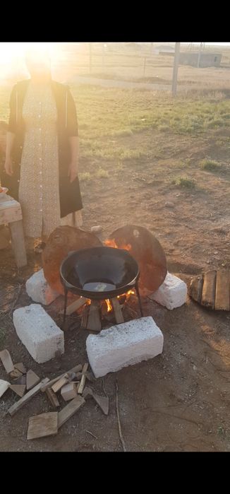 Продам чугунный казан