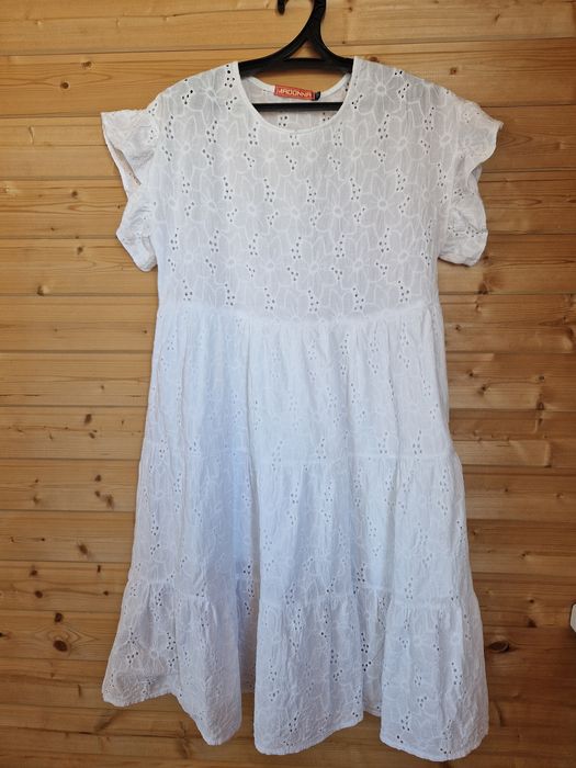 Продам платье, подойдет на размер 46-48