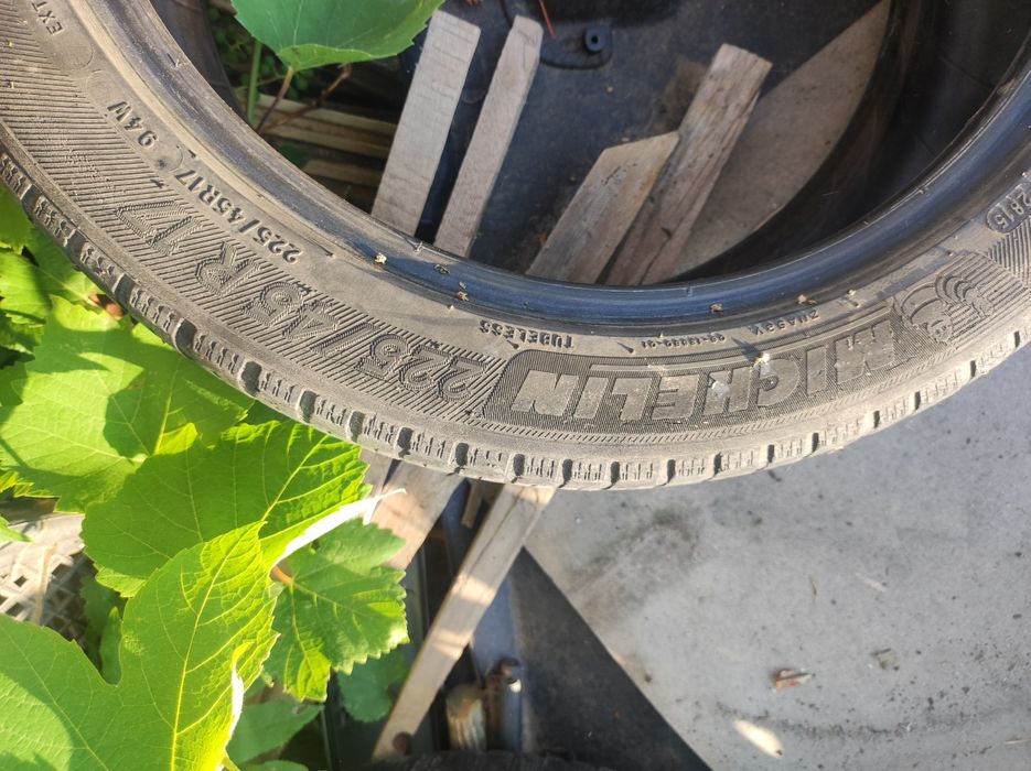 Гуми 17ки 215/225