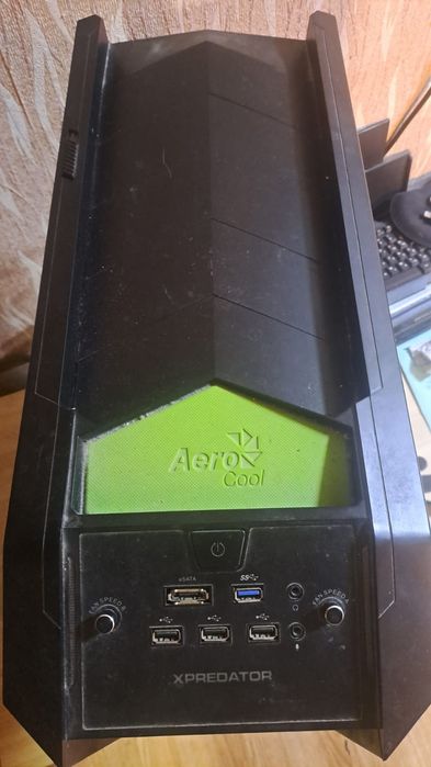 Продам компьютер куадро кор