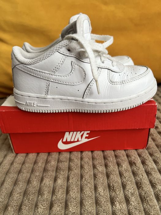 Adodasi Nike copii marimea 27