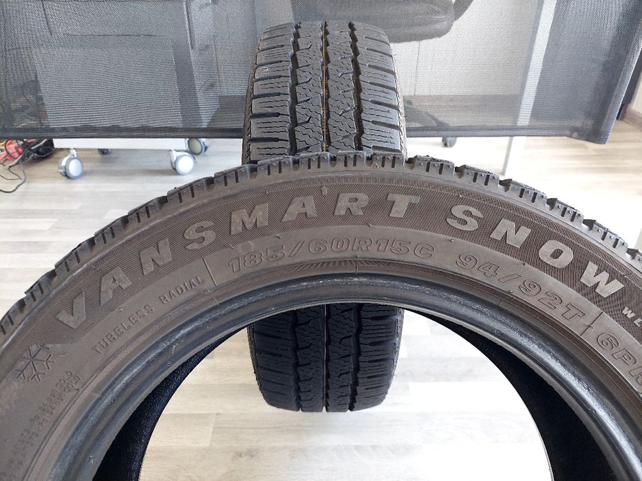 Зимни гуми 185/60/15C Maxxis