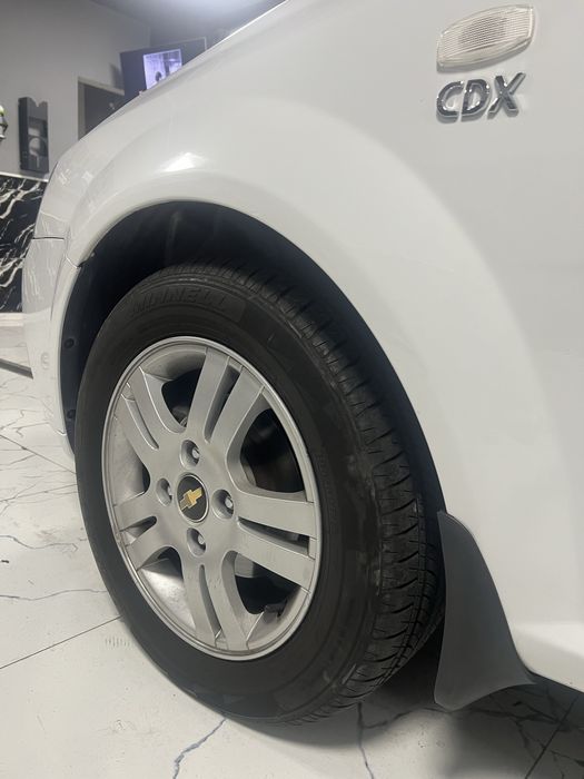 Lacette diska sotiladi b/u