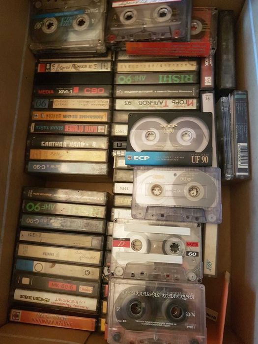 Продам аудиокассеты 90 штук, разные, цена за все