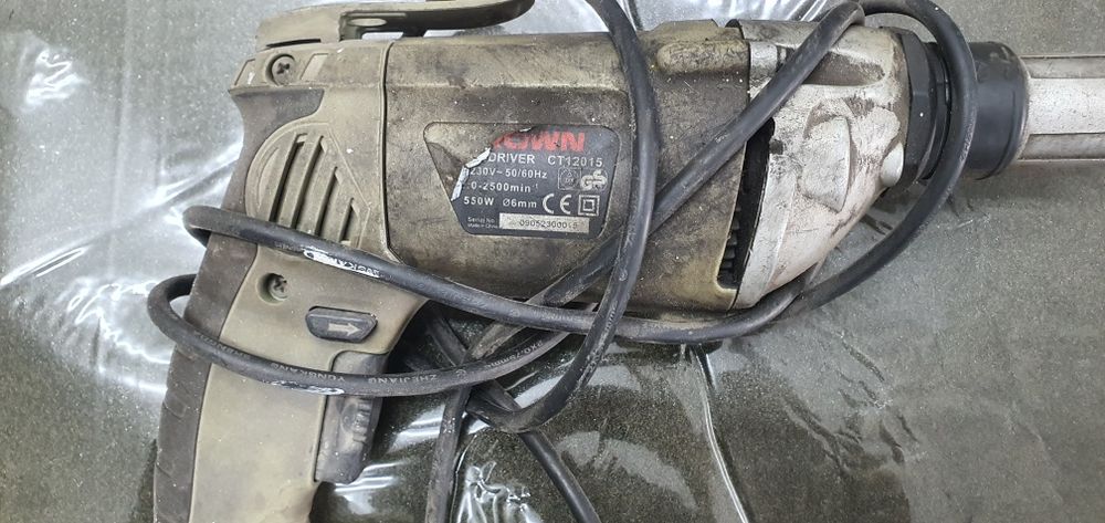 Продам шуруповерт