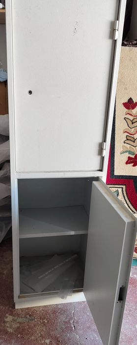 Шкаф архивный сейф