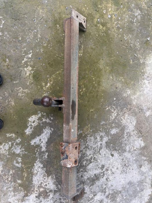 Фаркоп , для прицепа.