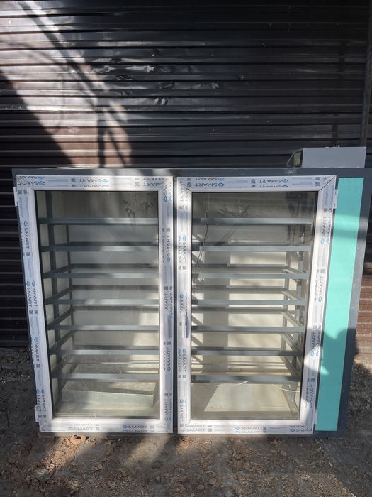 Инкубатор продам