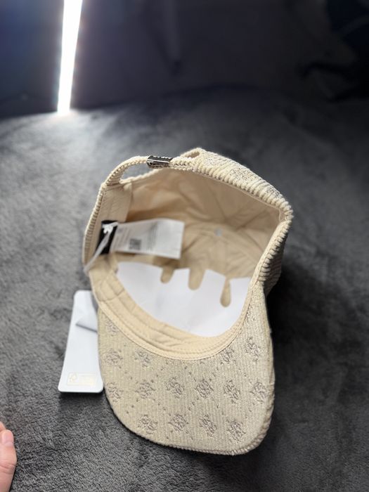 Guessw Baseball sapca unisex culoare bej material reiat noua originala