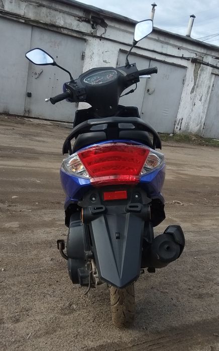 Продам скутер.Новый