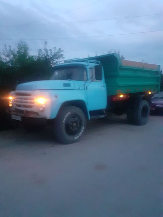 Zil srochniy sotiladi