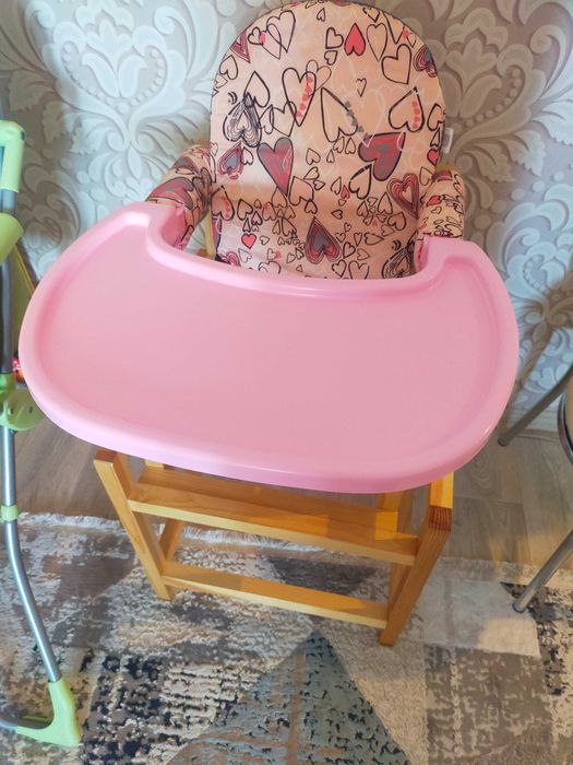 Продам срочно детский стульчик