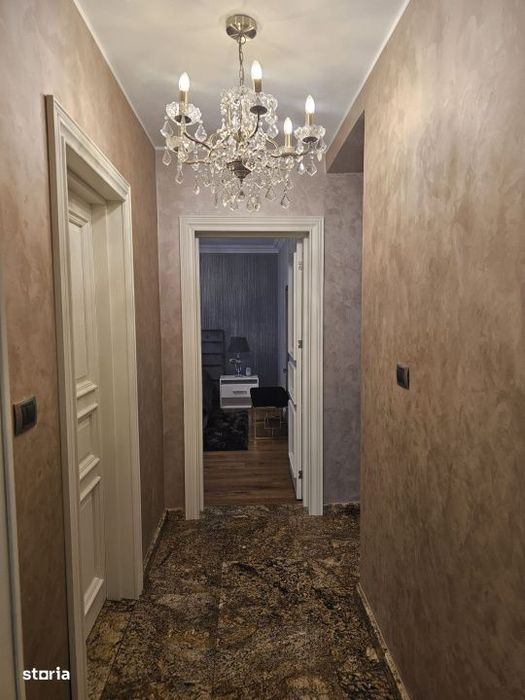 Casa 600 mp utili, 800 mp teren, zona Hanul Doctorului