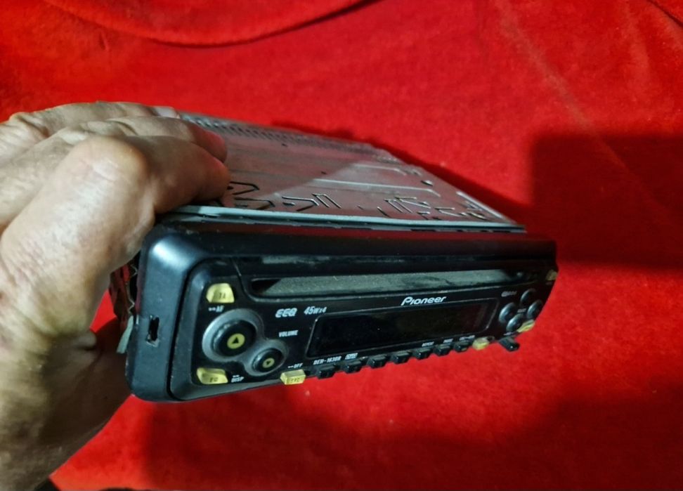 Radio  CD  player