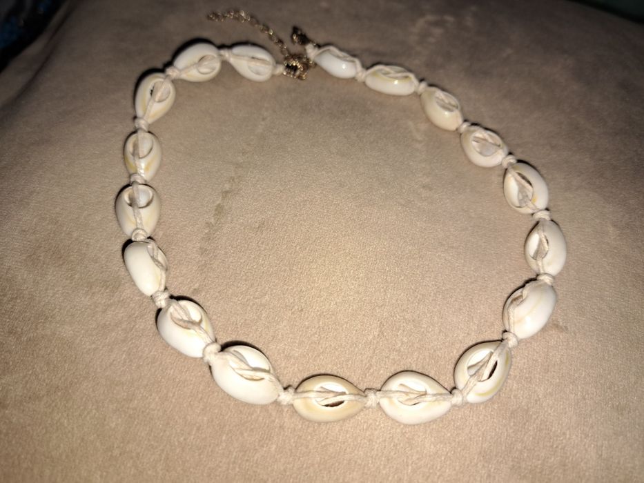 Различни видове Бижута