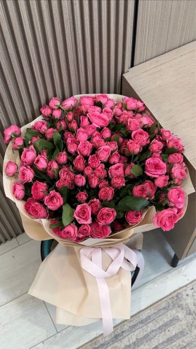 Продается букет свежих, красивых роз