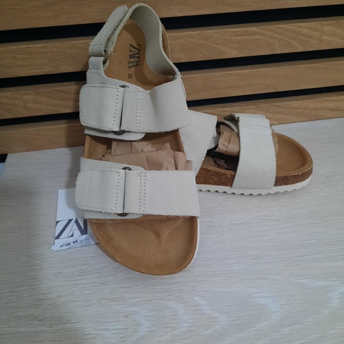 Vind sandale Zara