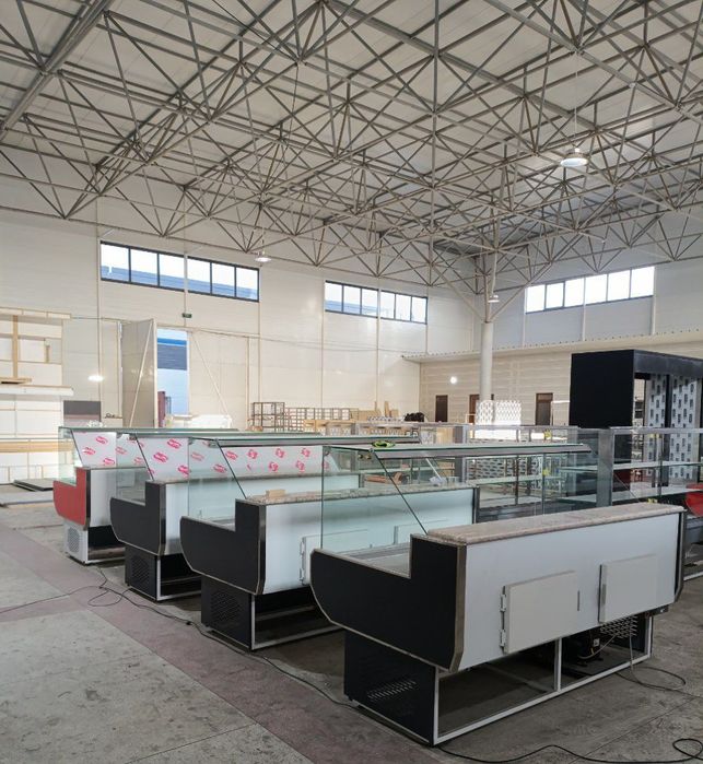 Витрина холодильник