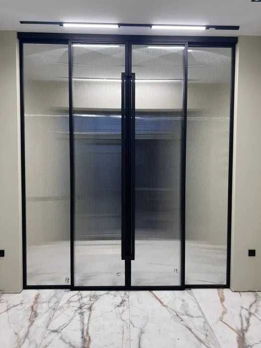 Раздвижные перегородки с доводчиком