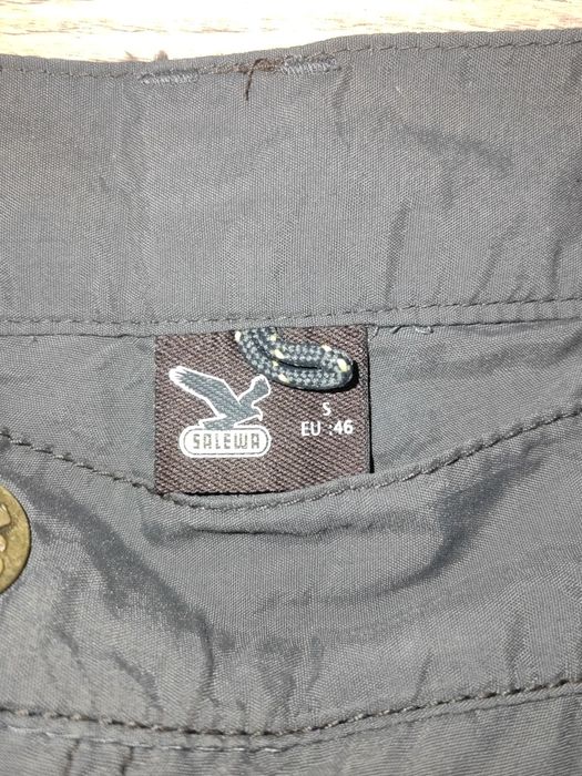 Pantaloni Salewa mărime 46