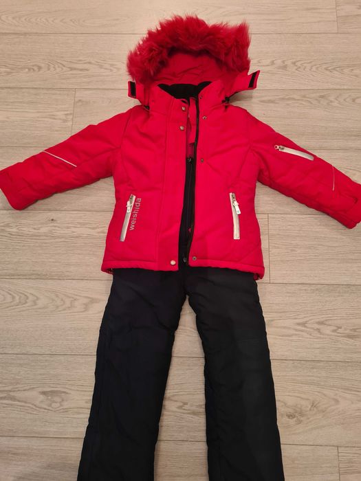 Продам лыжный костюм для девочки
