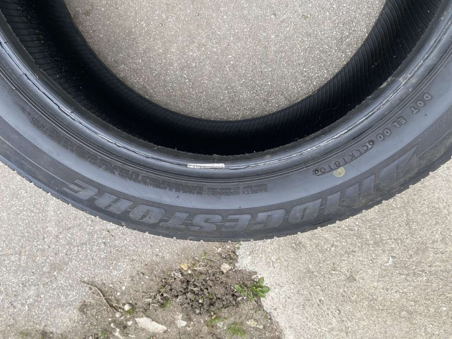 245/45/18 ; 225/55/18 ; 215/50/17