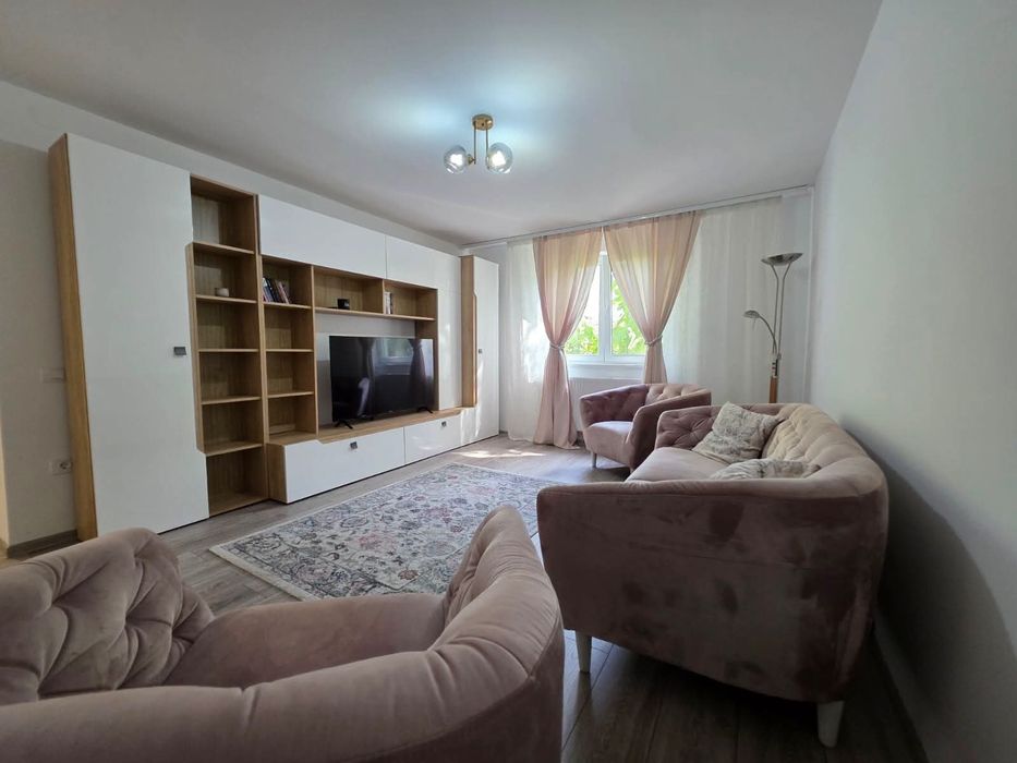 Apartament cochet de inchiriat