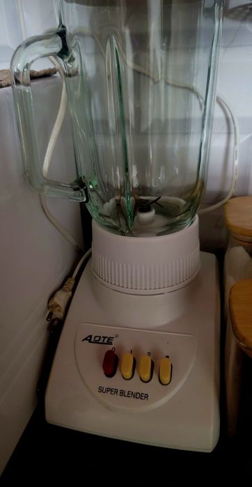 Продам блендр super blender в идеальном состоянии
