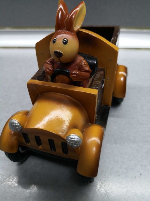 Декорации, малка кашпа, овлажнител