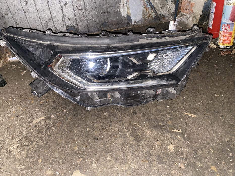 Far Toyota rav 4 2019 - 2021 far dreapta led lupa