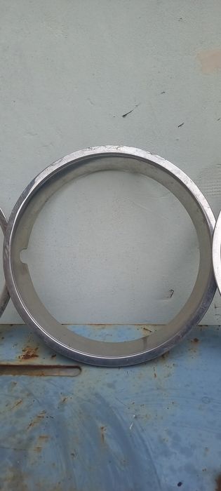 Метални втулки за джанти R13