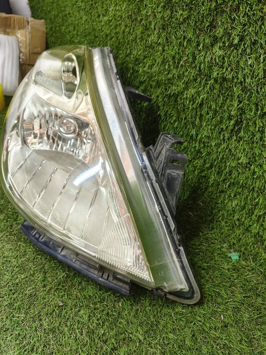 Фара nissan tiida c11