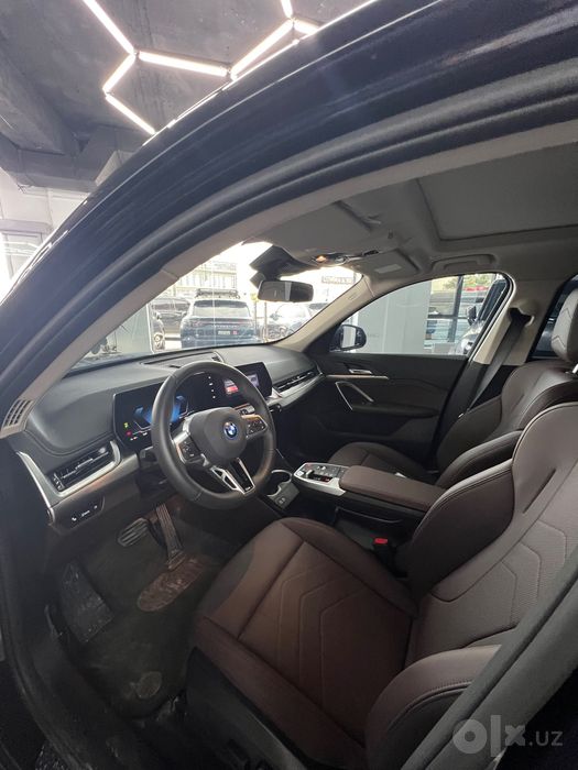 Bmw ix1 2025   Ev