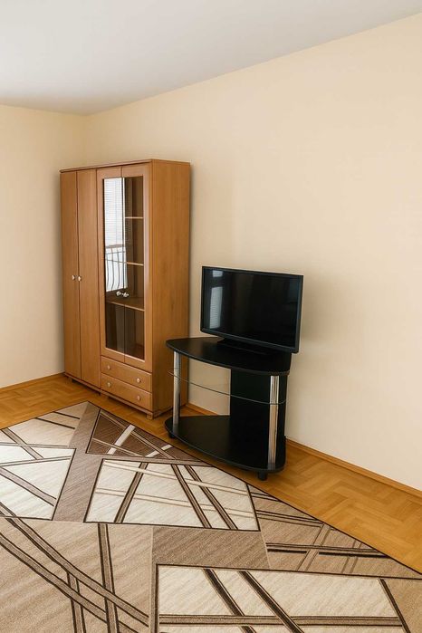 Дава се под наем Двустаен апартамент в София, Слатина - 40 кв.м за 434 € - Снимка #2