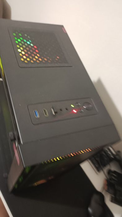 Игровой компьютер в идеальном состоянии