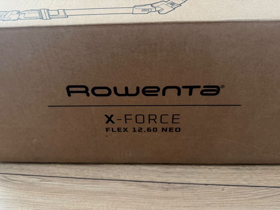 Aspirator vertical  Rowenta 12.60 Neo