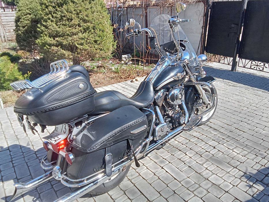 продам мотоцикл Харлей Дэвидсон  Road king