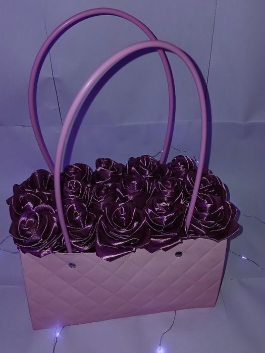 Onaningiz yoki opa-singliz uchun ajoyib va uzoq vaqt turadigon sovgʻa